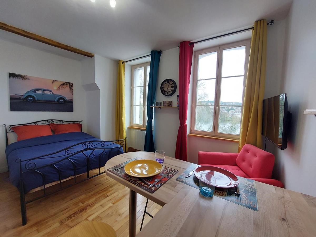 Kilometre 99 Aparthotel Pont-Sur-Yonne Buitenkant foto