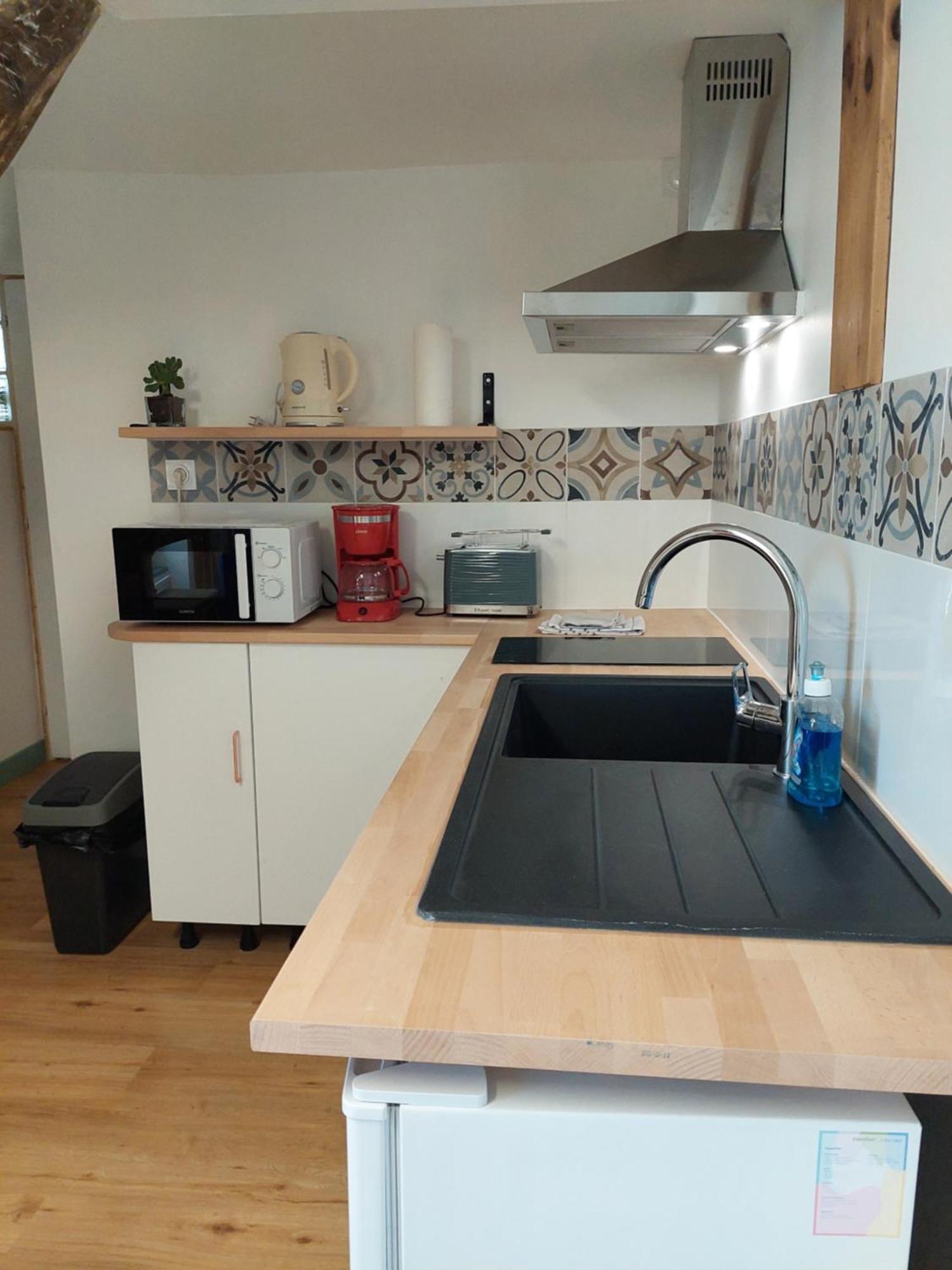 Kilometre 99 Aparthotel Pont-Sur-Yonne Buitenkant foto