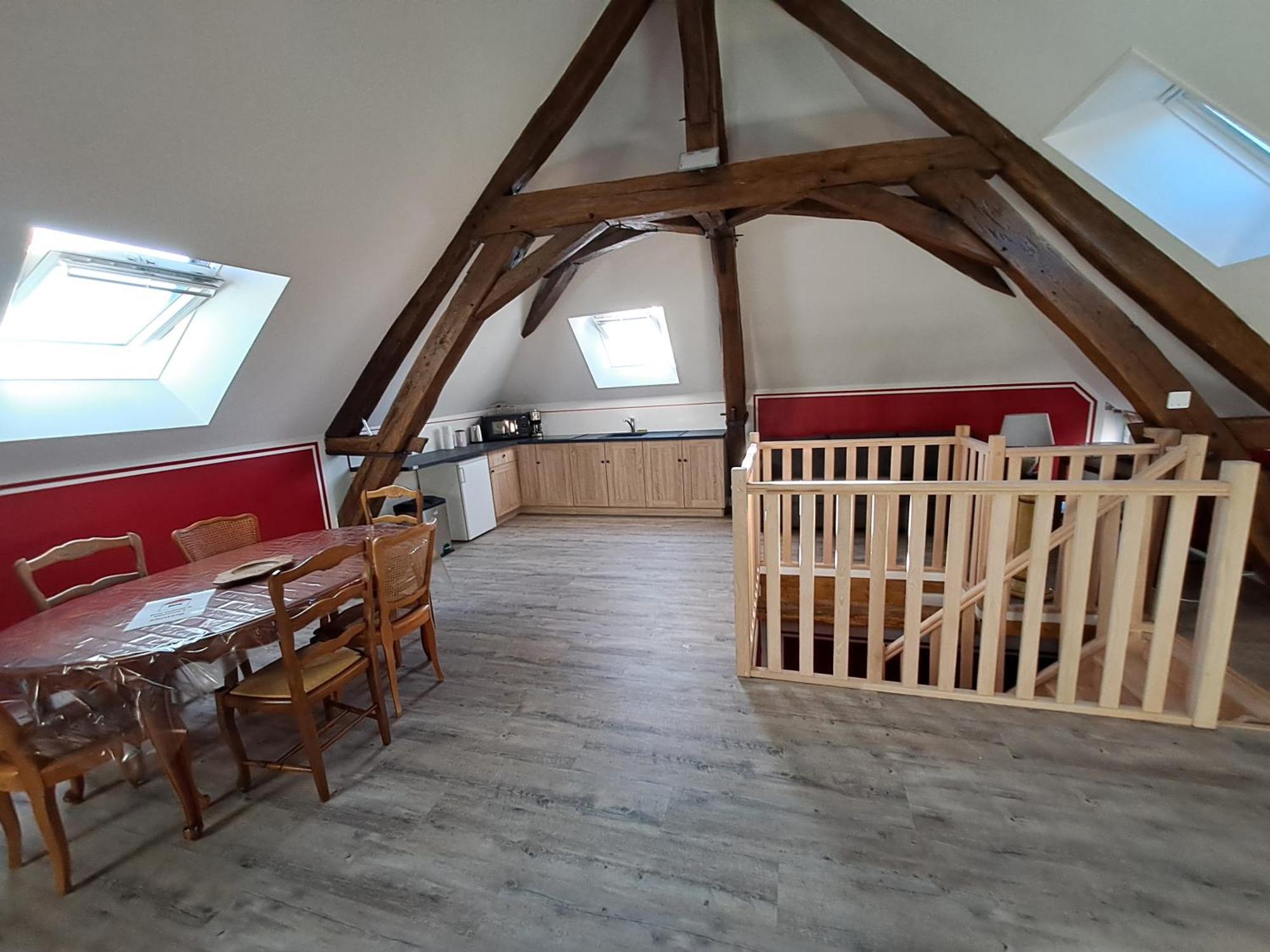 Kilometre 99 Aparthotel Pont-Sur-Yonne Buitenkant foto